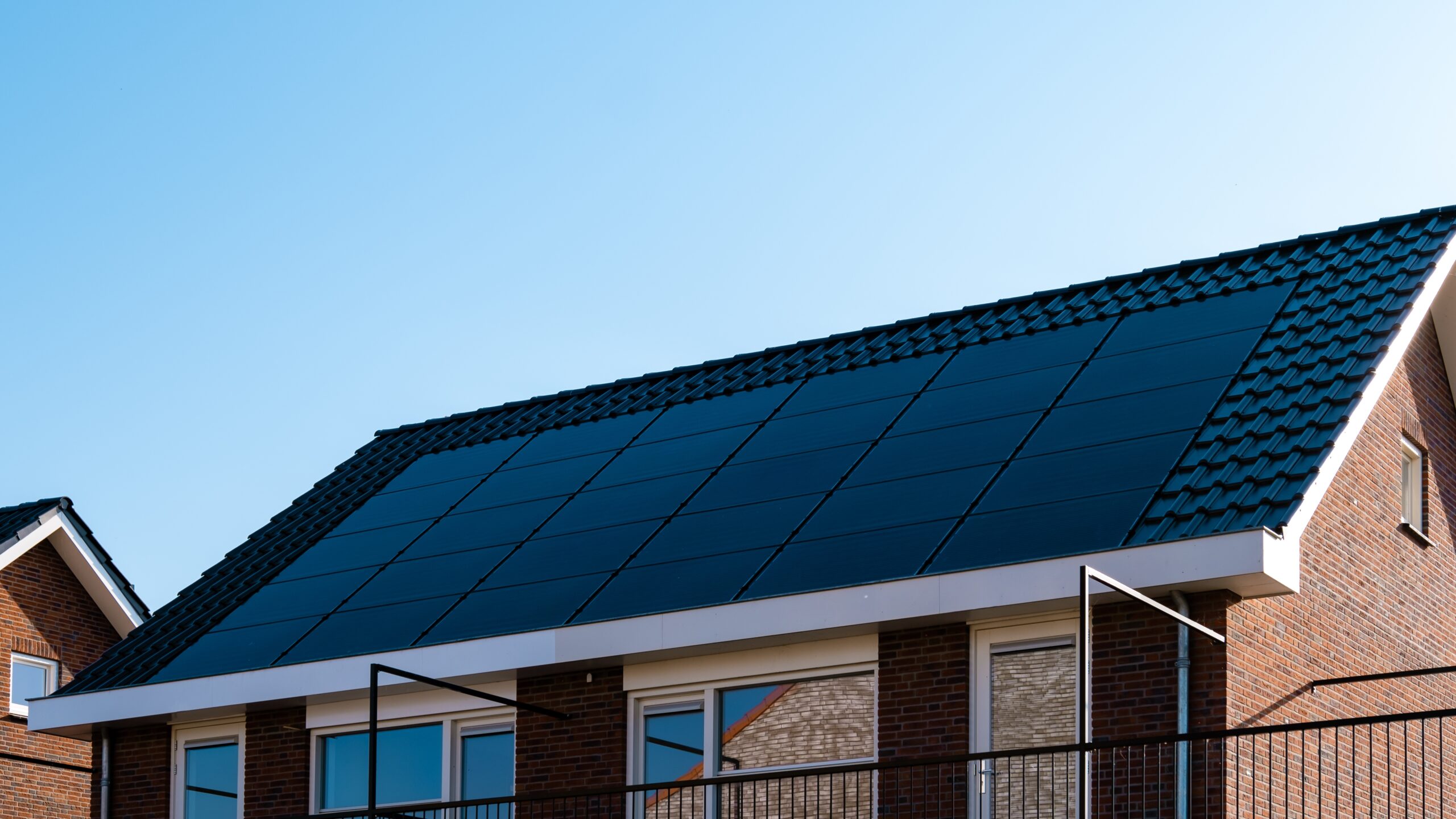 光熱費を減らして、災害リスクに備える！今こそ太陽光発電が必要な理由とは？